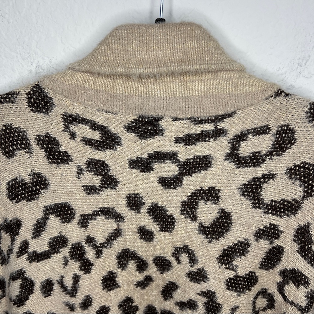 Anthropologie Akemi + Kin Louise Leopard Print Open-Front Cardigan OS - Picture 6 of 10